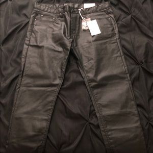 MNML Jeans - MNML M11 Stretch Denim jeans for sale. Size 34 MNML Jeans - MNML M11 Stretch Denim jeans for sale. Size 34